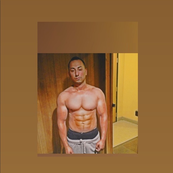 Meet your Posher, Elvis - Picture 1 of 1